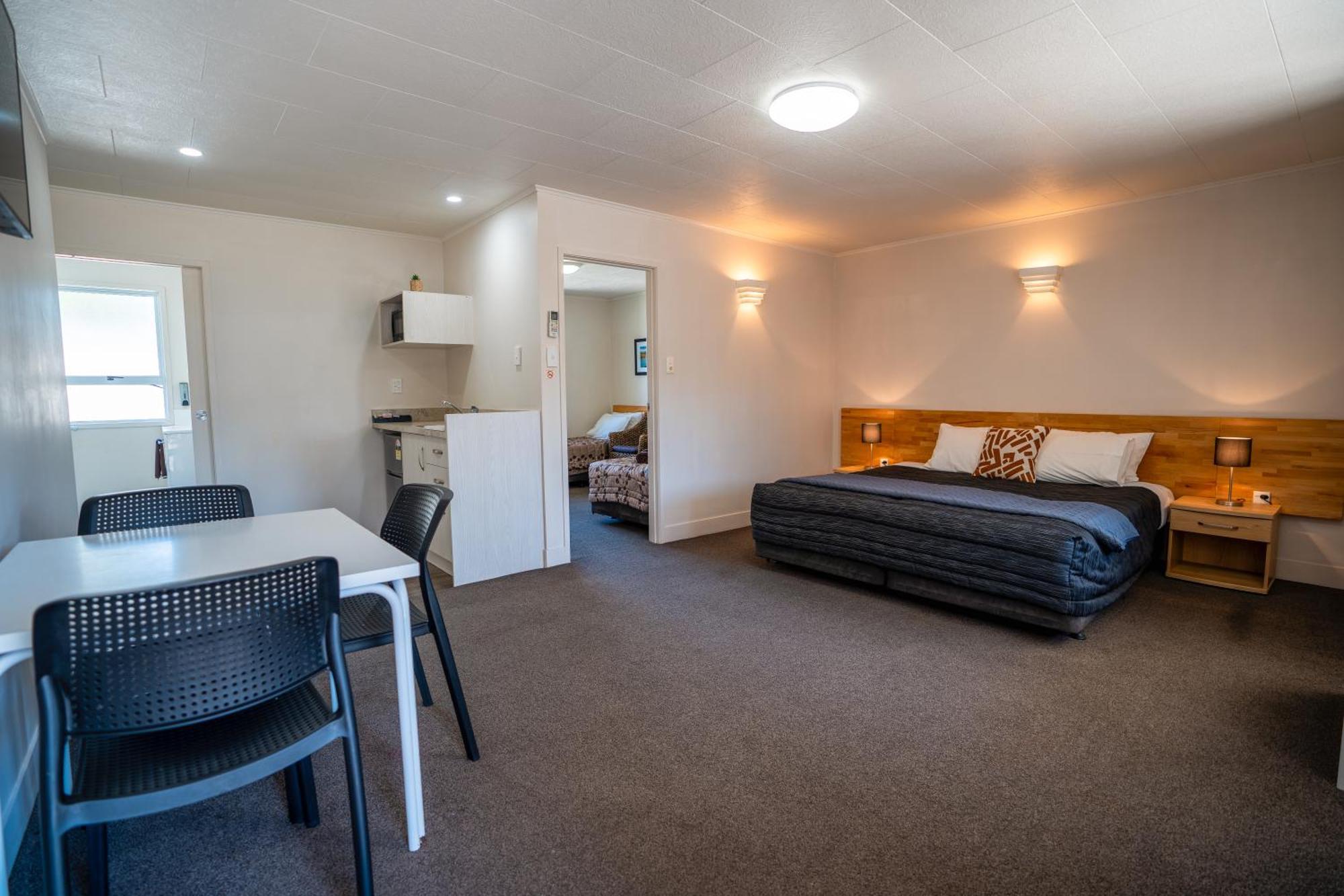 Colonial On Gladstone Motel Gisborne Buitenkant foto