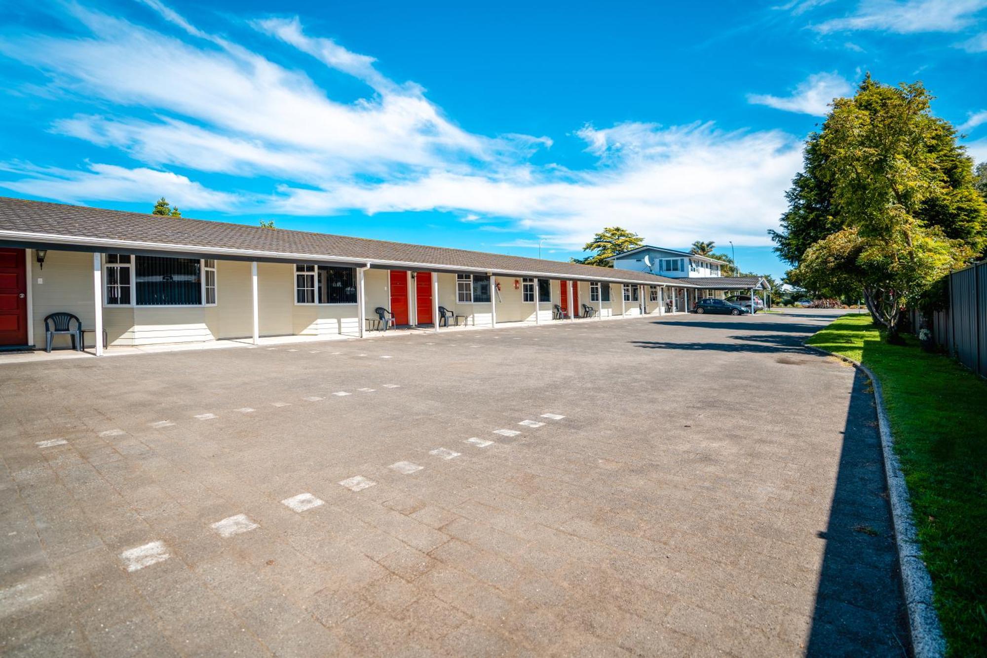 Colonial On Gladstone Motel Gisborne Buitenkant foto
